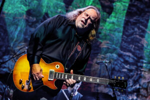 A Night With - Warren Haynes @ Charles R. Wood Park